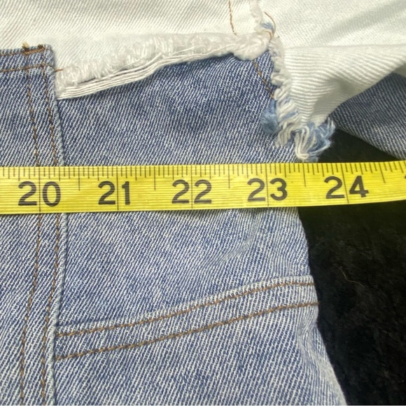 AKIRA Women’s Blue and White Patchwork Denim Jacket LG Light Distressing RUGGED - Picture 11 of 12